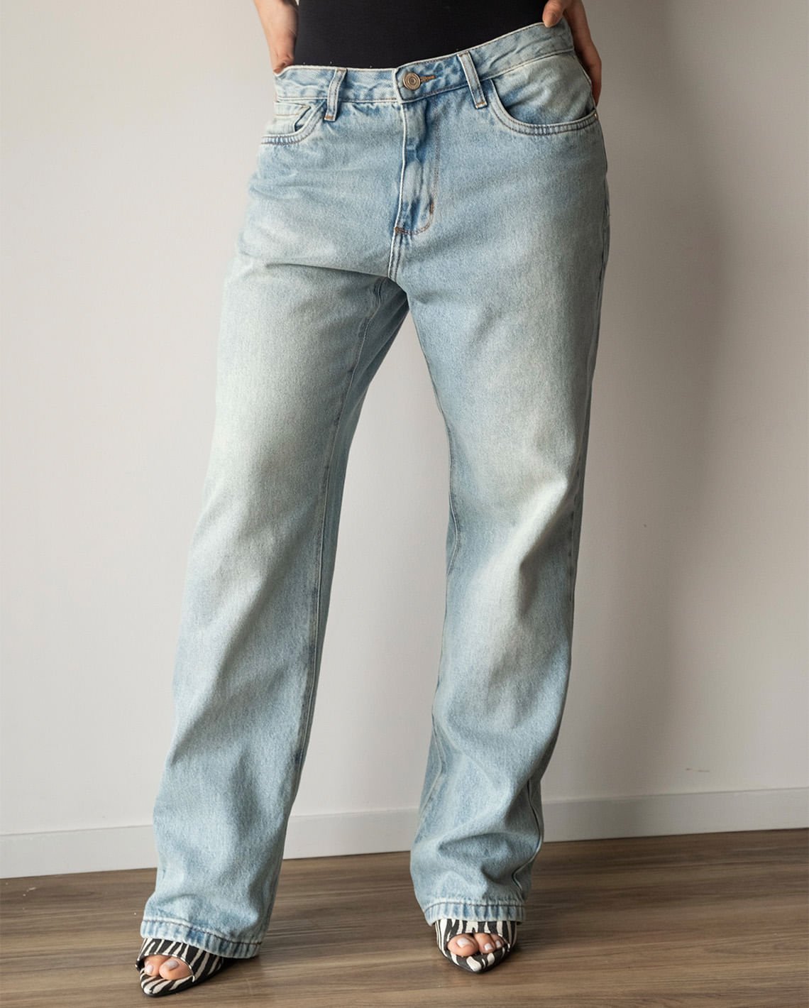 Calça Consciência Jeans Straight Fit Fem 25928 Sujinha Clara - Imagem 2