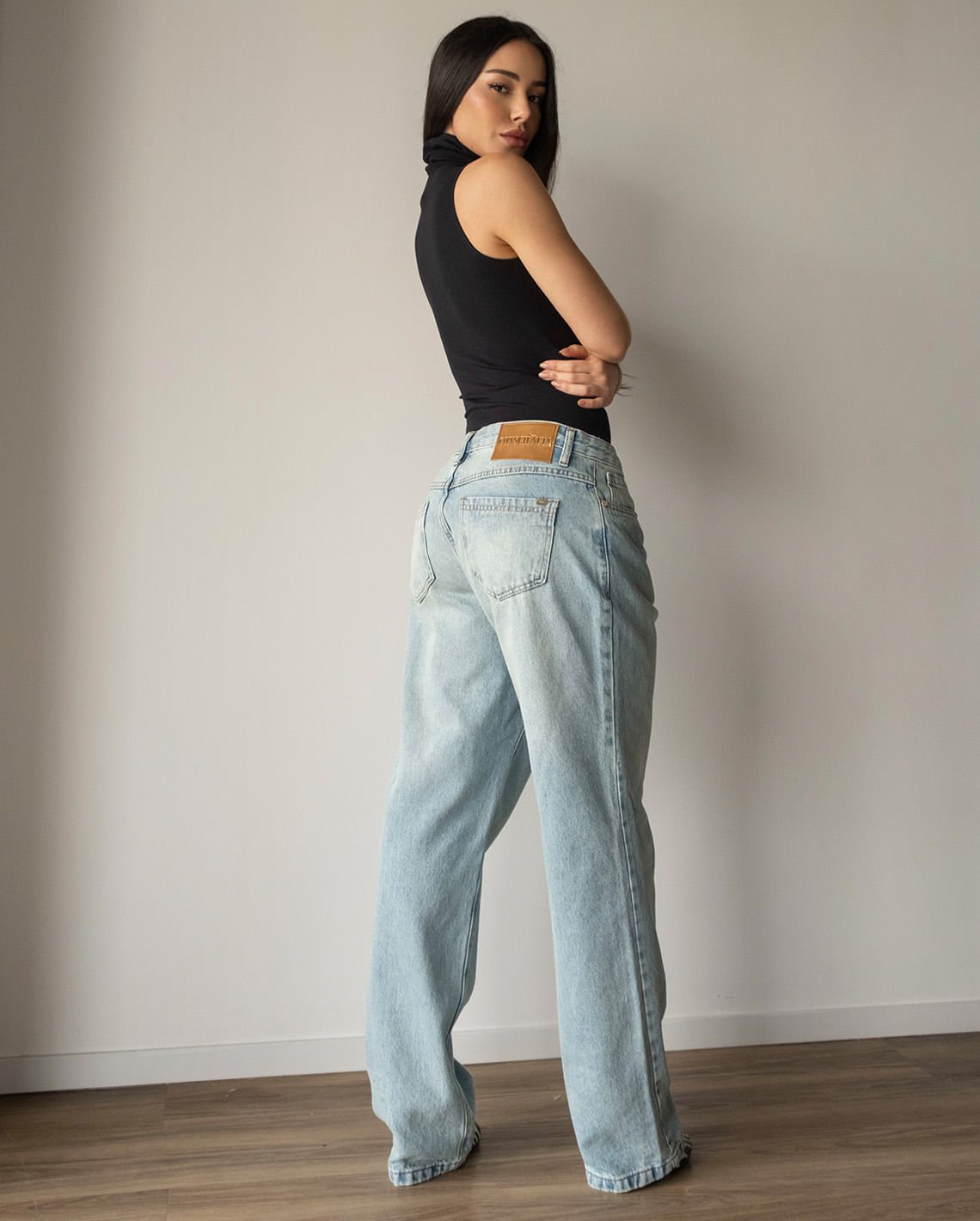 Calça Consciência Jeans Straight Fit Fem 25928 Sujinha Clara - Imagem 3